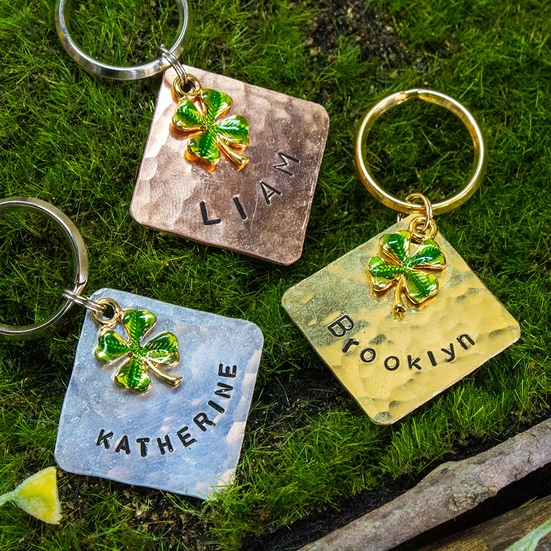 よつばの四角い迷子札 Regalito Kobe Clover Square Tag